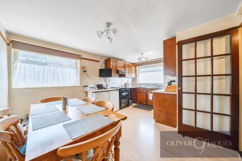 Kitchen / Dining