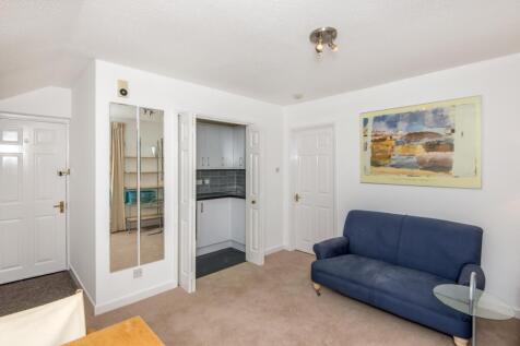 LivingRoom4