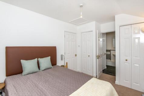Bedroom4