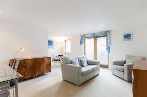 LivingRoom2