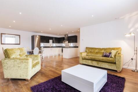 LivingRoom2