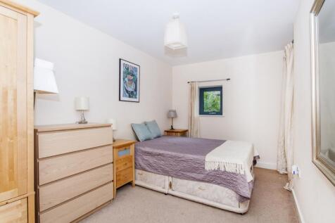 Bedroom2