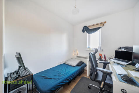 b5e952a5-188a-434...