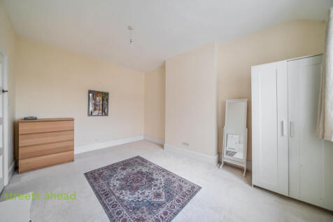 7389edde-dceb-4a7...