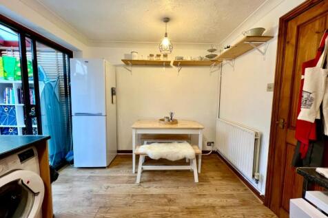 Kitchen-Dining Area.jpg