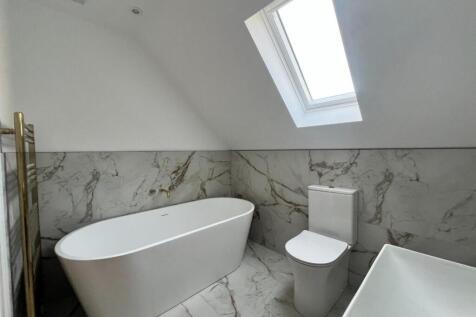 Upstairs Bathroom