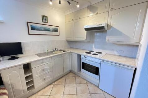 ANNEXE KITCHEN