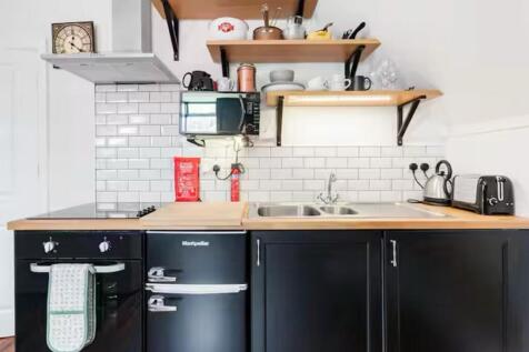 Flat kitchen 3-2.jpg