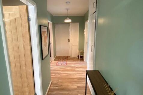 Hallway.jpg