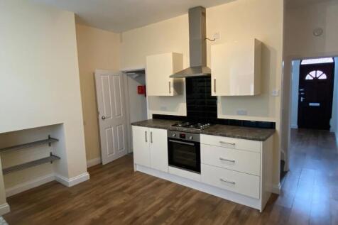 Kitchen 2.jpg
