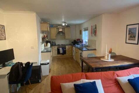 Lounge dining room 2.jpg