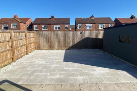 Back garden 3.jpg