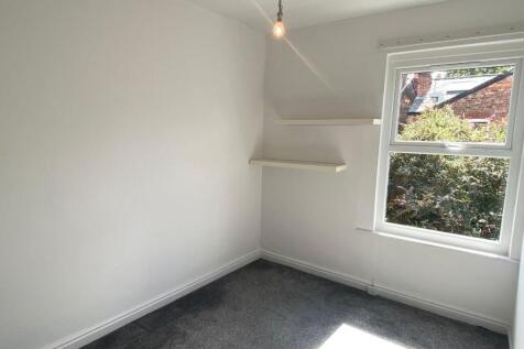 Bedroom 2 .jpg