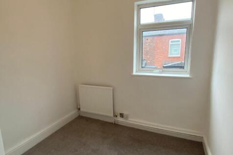 Bedroom 2.jpg