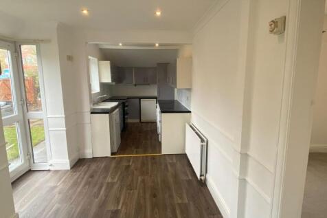Kitchen 3 .jpg