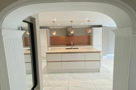 Kitchen diner 4.jpeg