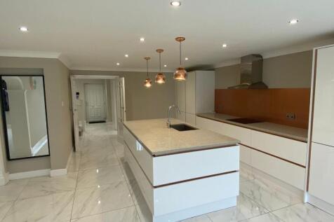 Kitchen diner 3.jpeg