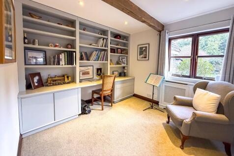 Study/reception