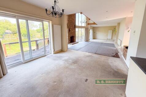 Open plan reception