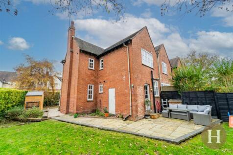 Hadleigh Estate Agents-36.jpg