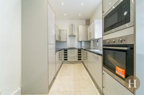Hadleigh Estate Agents-20.jpg