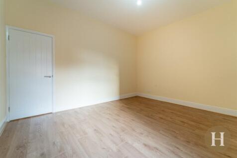 Hadleigh Estate Agents-26.jpg