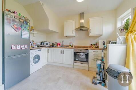 Hadleigh Estate Agents-17.jpg