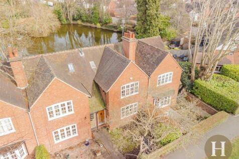 Hadleigh Estate Agents-28.jpg