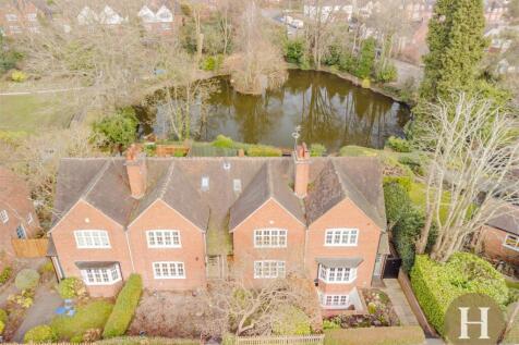 Hadleigh Estate Agents-30.jpg