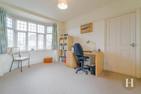 Hadleigh Estate Agents-2.jpg