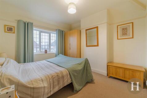 Hadleigh Estate Agents-30.jpg