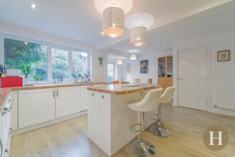 Hadleigh Estate Agents-12.jpg
