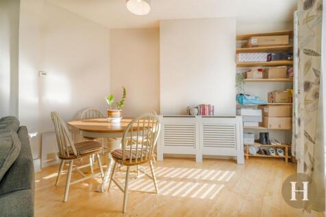 Hadleigh Estate Agents-2.jpg