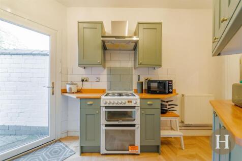 Hadleigh Estate Agents-12.jpg
