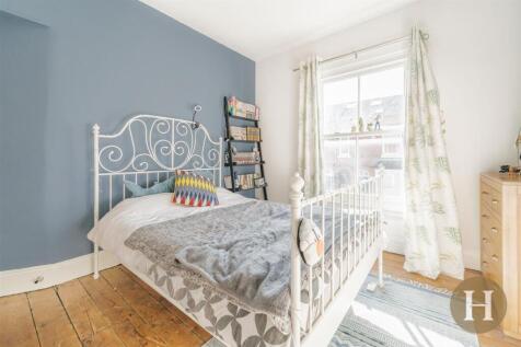 Hadleigh Estate Agents-16.jpg