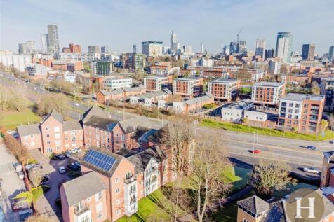 Hadleigh Estate Agents-31.jpg