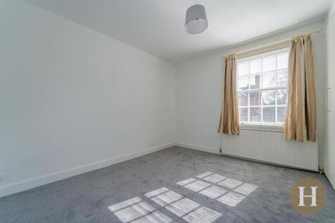 Hadleigh Estate Agents-2.jpg