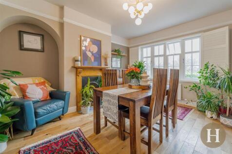 Hadleigh Estate Agents-5.jpg