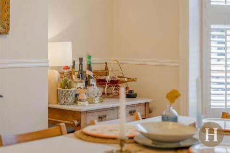 Hadleigh Estate Agents-18.jpg