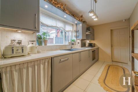 Hadleigh Estate Agents-11.jpg