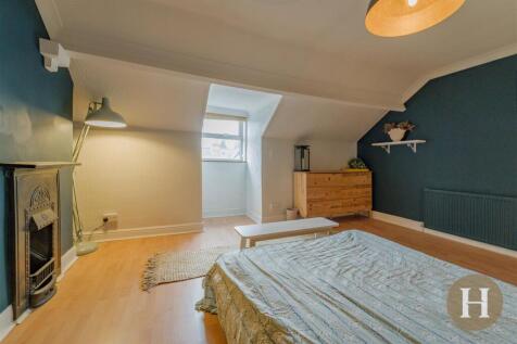 Hadleigh Estate Agents-47.jpg