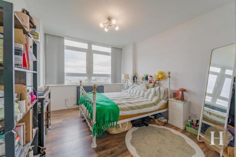 Hadleigh Estate Agents-6.jpg
