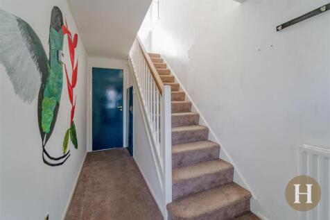 Entrance Porch/ Hallway