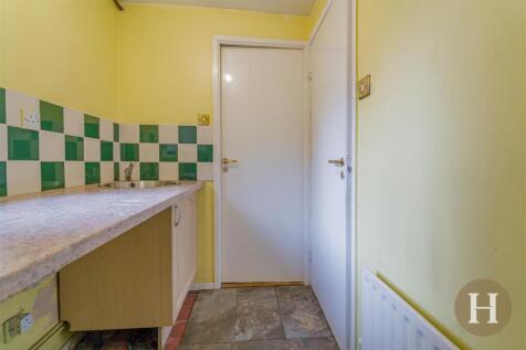 Hadleigh Estate Agents-32.jpg