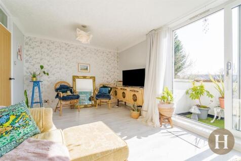 Hadleigh Estate Agents-9.jpg