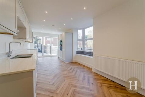 Hadleigh Estate Agents-11.jpg