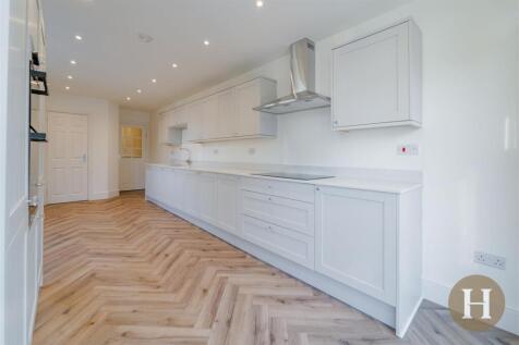Hadleigh Estate Agents-15.jpg
