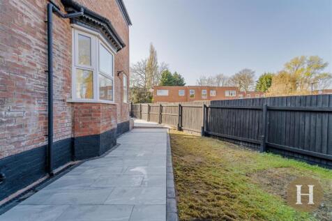 Hadleigh Estate Agents-19.jpg