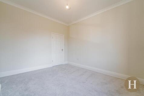 Hadleigh Estate Agents-32.jpg