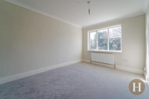 Hadleigh Estate Agents-34.jpg